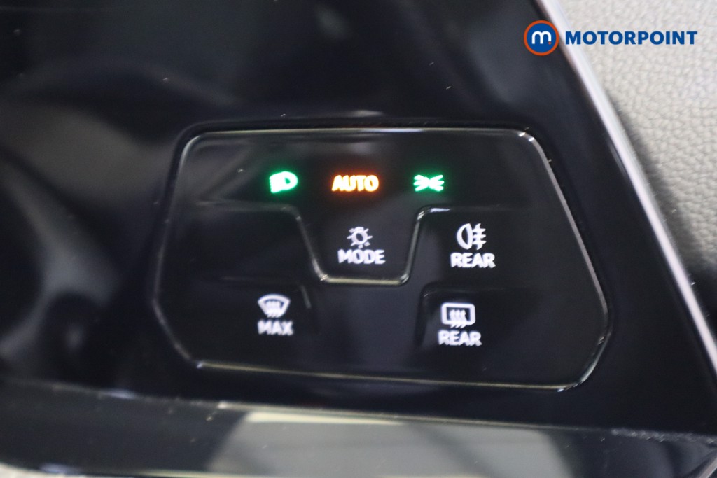 Volkswagen Golf R-Line Manual Petrol Hatchback - Stock Number (1612242) - 12th supplementary image