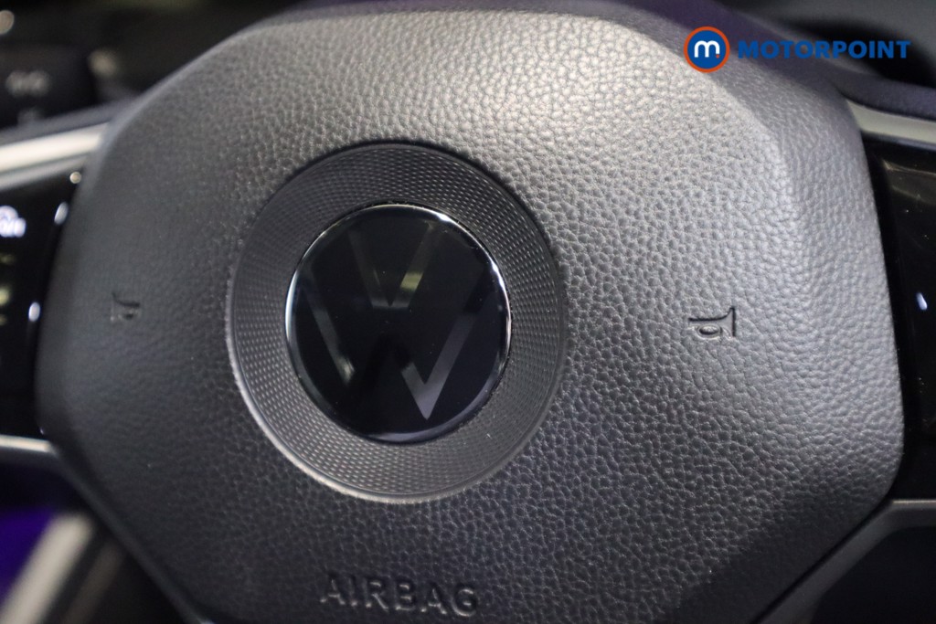 Volkswagen Golf R-Line Manual Petrol Hatchback - Stock Number (1612242) - 14th supplementary image