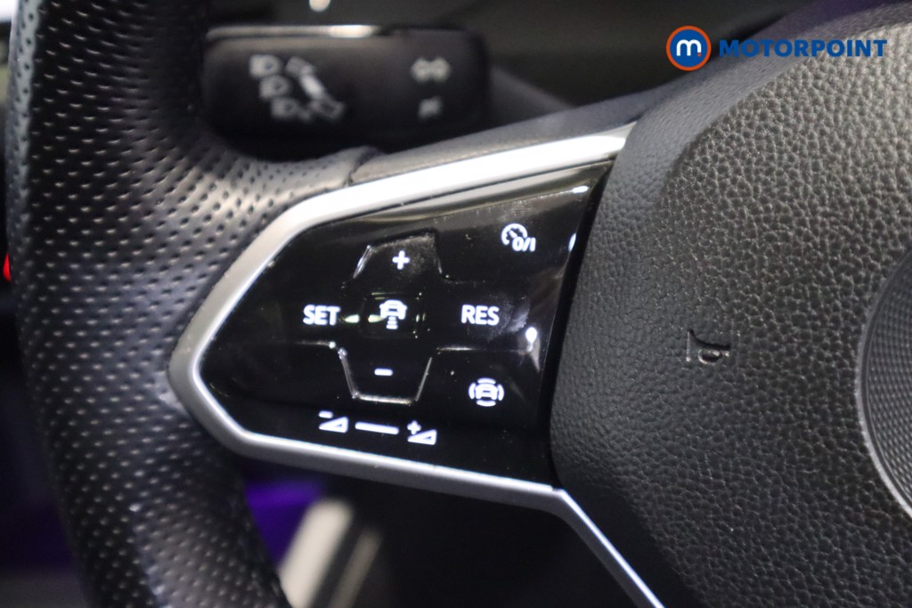 Volkswagen Golf R-Line Manual Petrol Hatchback - Stock Number (1612242) - 15th supplementary image