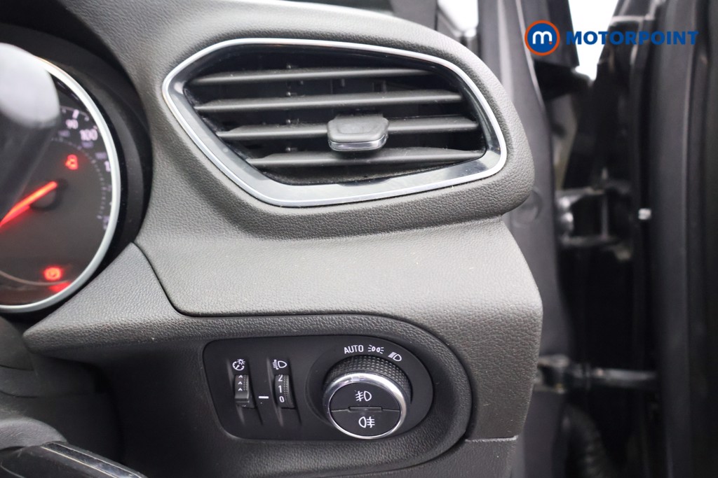 Vauxhall Grandland X Sport Nav Manual Petrol SUV - Stock Number (1612305) - 7th supplementary image