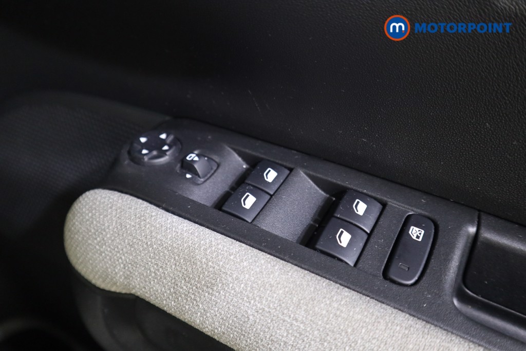 Citroen C3 Aircross Flair Automatic Petrol SUV - Stock Number (1612348) - 15th supplementary image