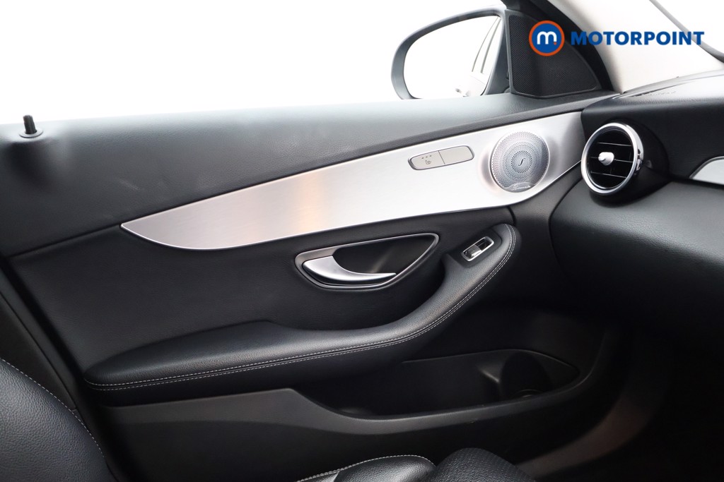 Mercedes-Benz C Class Sport Automatic Petrol Estate - Stock Number (1612474) - 11th supplementary image