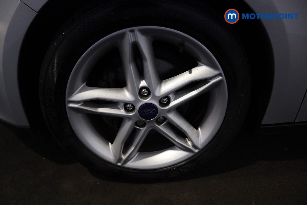 Ford Focus Titanium Manual Petrol Hatchback - Stock Number (1612516) - 22nd supplementary image