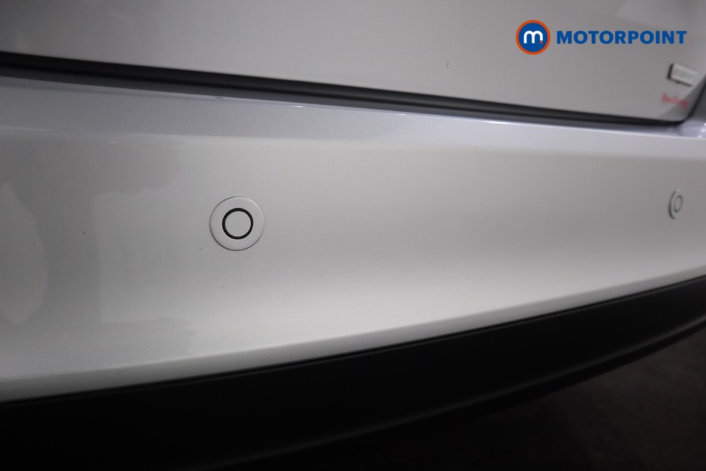 Ford Focus Titanium Manual Petrol Hatchback - Stock Number (1612516) - 24th supplementary image