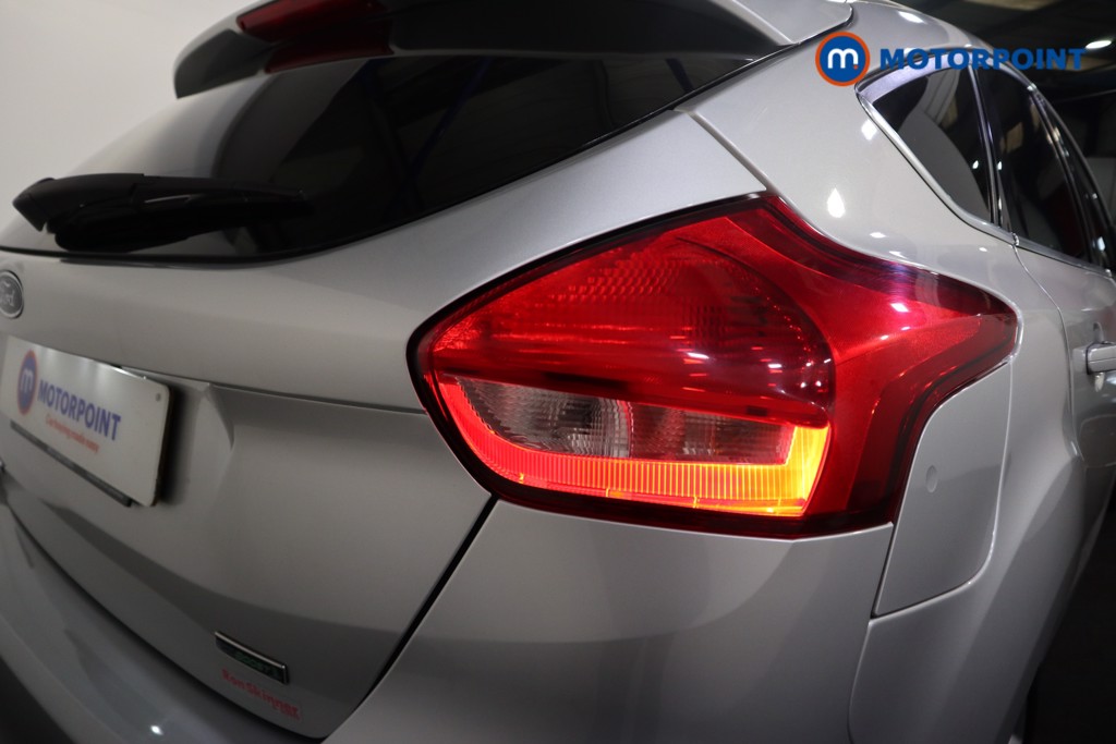 Ford Focus Titanium Manual Petrol Hatchback - Stock Number (1612516) - 27th supplementary image