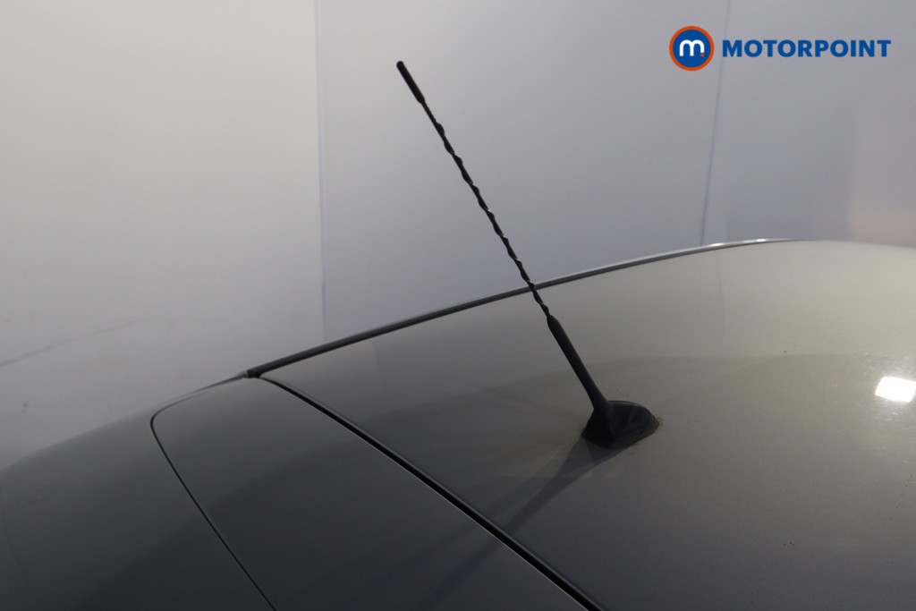 Ford Focus Titanium Manual Petrol Hatchback - Stock Number (1612516) - 29th supplementary image