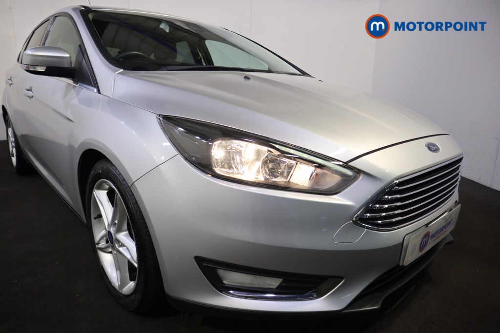 Ford Focus Titanium Manual Petrol Hatchback - Stock Number (1612516) - 35th supplementary image