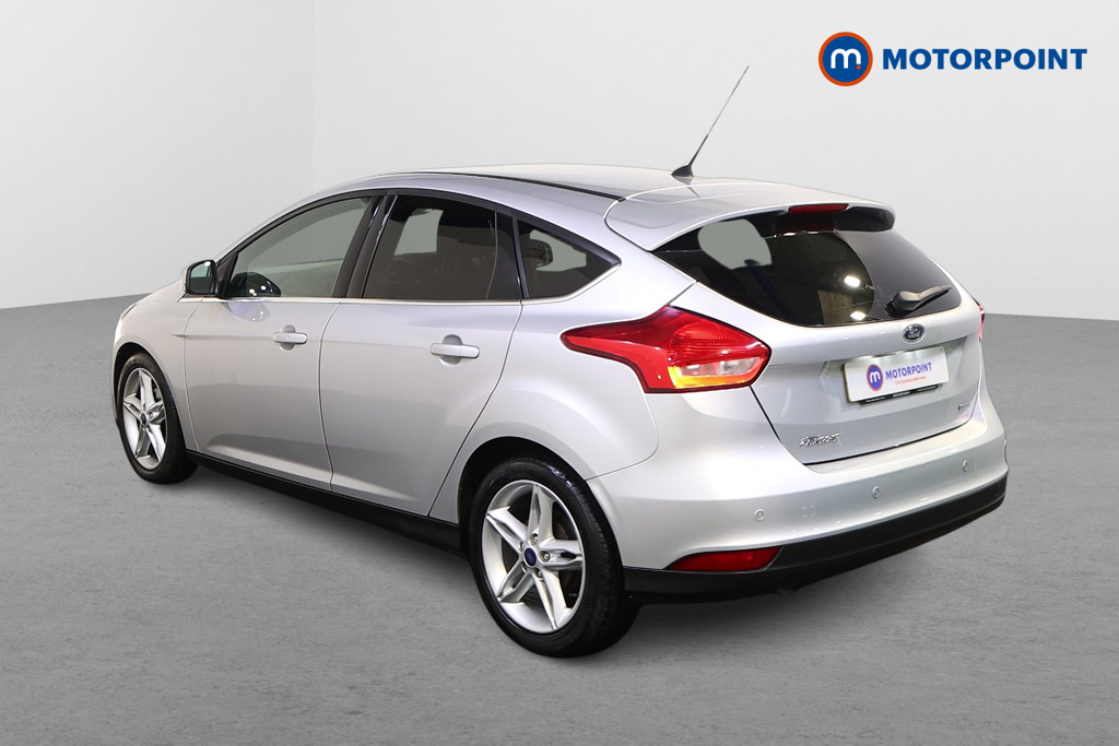 Ford Focus Titanium Manual Petrol Hatchback - Stock Number (1612516) - Passenger side rear corner
