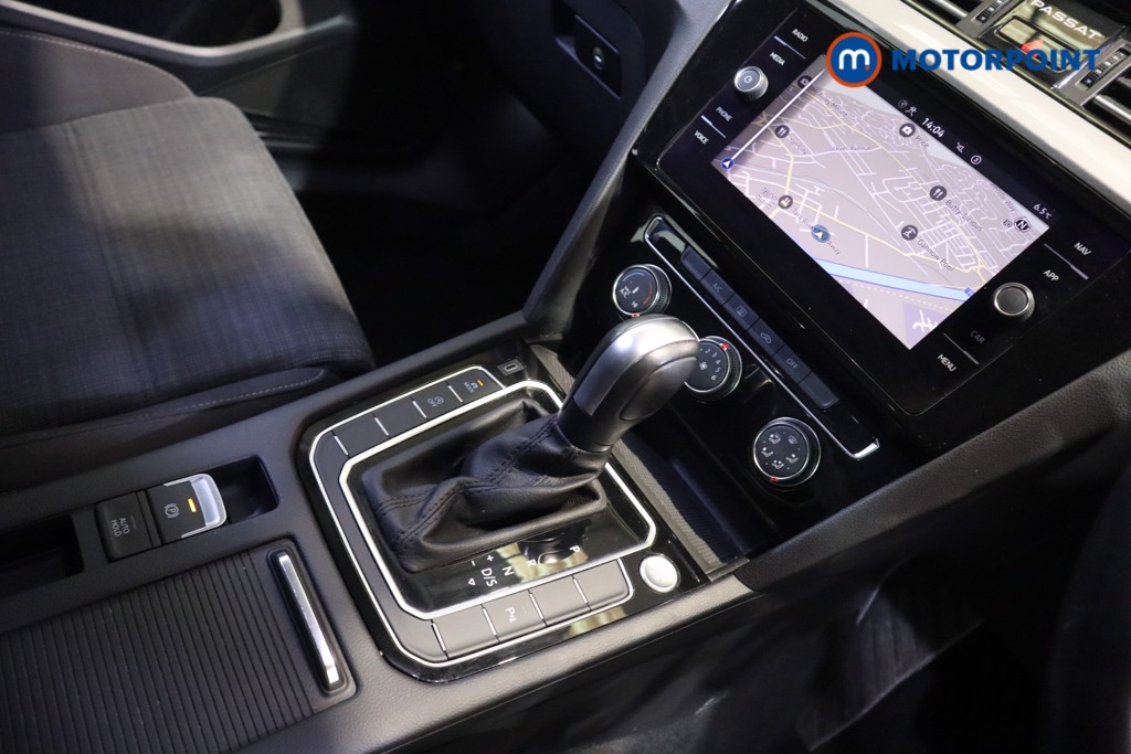 Volkswagen Passat Se Nav Automatic Petrol Saloon - Stock Number (1612795) - 7th supplementary image