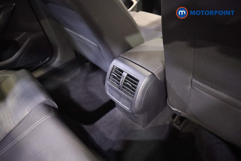 Volkswagen Passat Se Nav Automatic Petrol Saloon - Stock Number (1612795) - 19th supplementary image