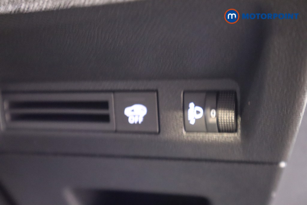 Peugeot 5008 Allure Automatic Petrol SUV - Stock Number (1612914) - 12th supplementary image