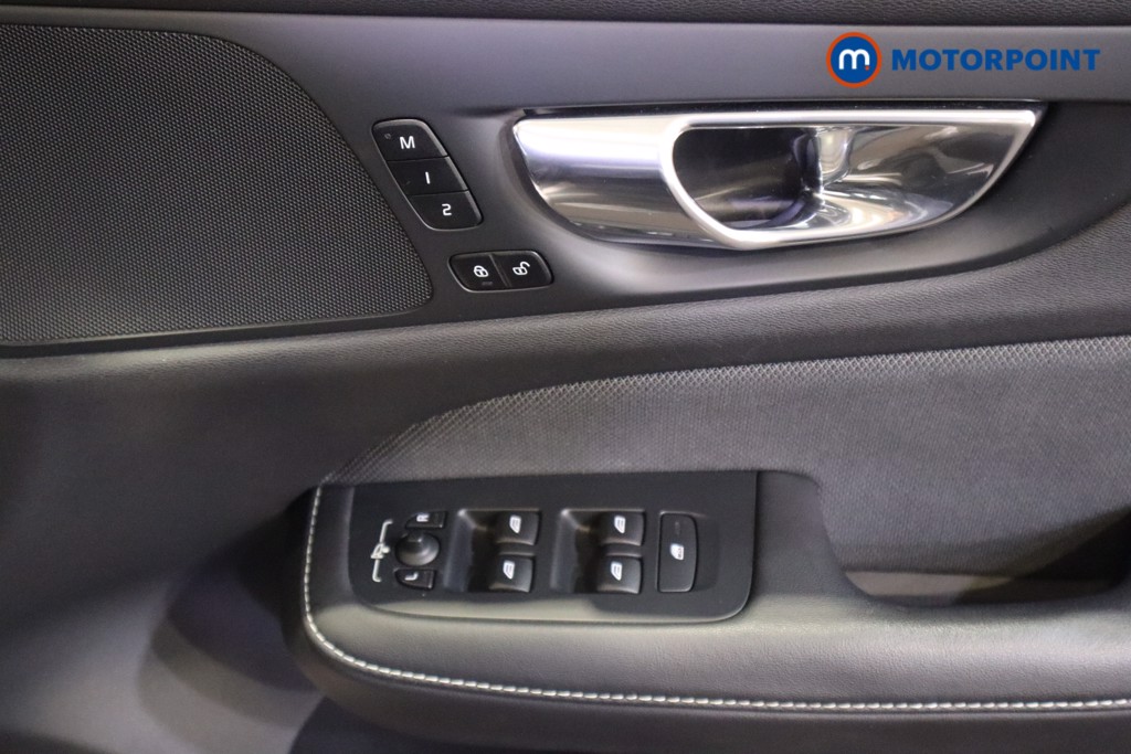 Volvo S60 R Design Plus Automatic Petrol Saloon - Stock Number (1613449) - 10th supplementary image