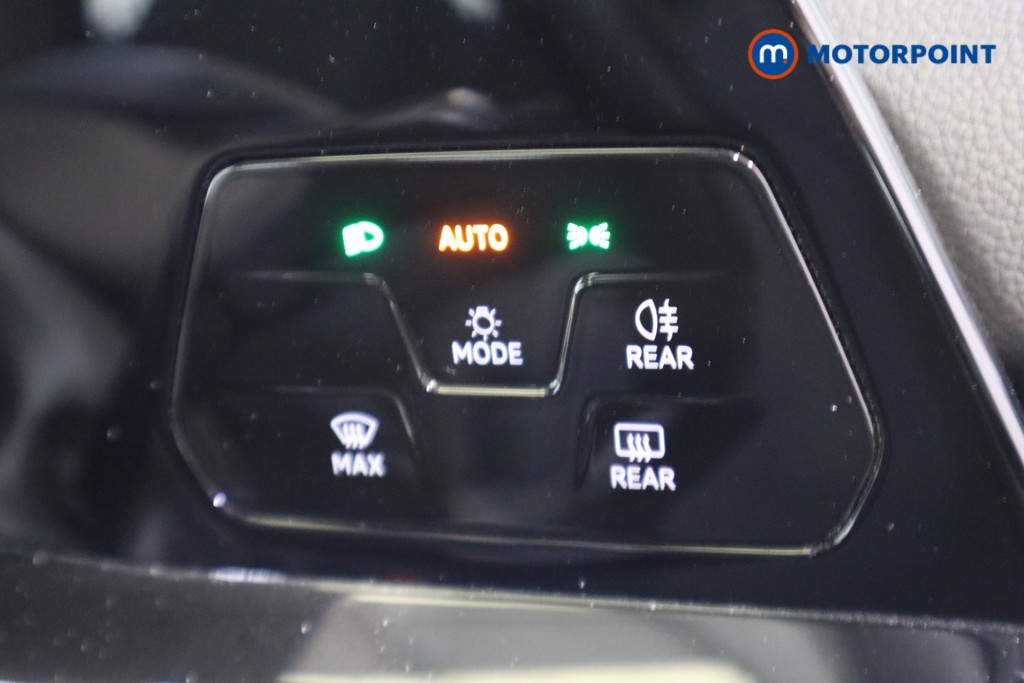 Volkswagen Golf Life Manual Petrol Hatchback - Stock Number (1613472) - 12th supplementary image