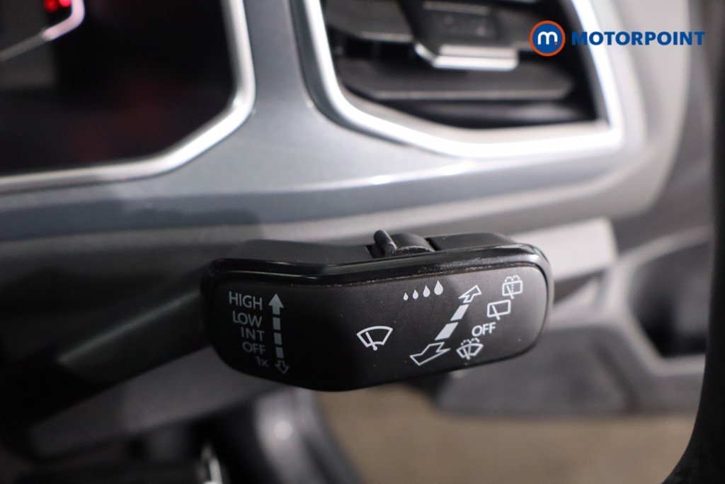 Volkswagen T-Roc Style Manual Petrol SUV - Stock Number (1613520) - 19th supplementary image