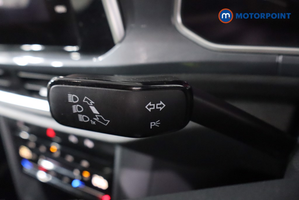 Volkswagen T-Roc Style Manual Petrol SUV - Stock Number (1613520) - 20th supplementary image