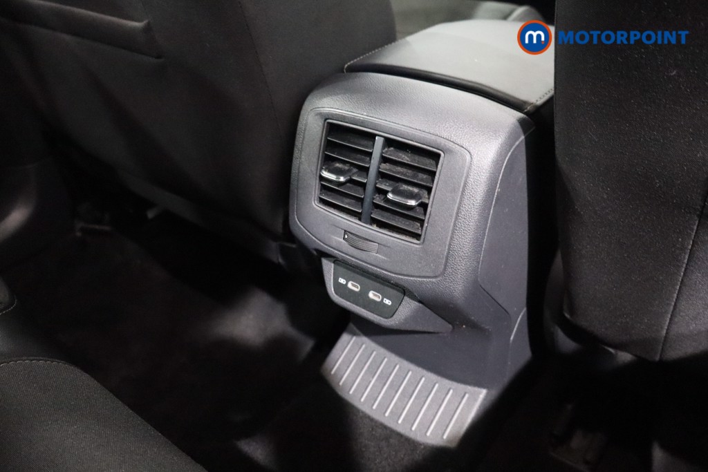 Volkswagen T-Roc Style Manual Petrol SUV - Stock Number (1613520) - 26th supplementary image