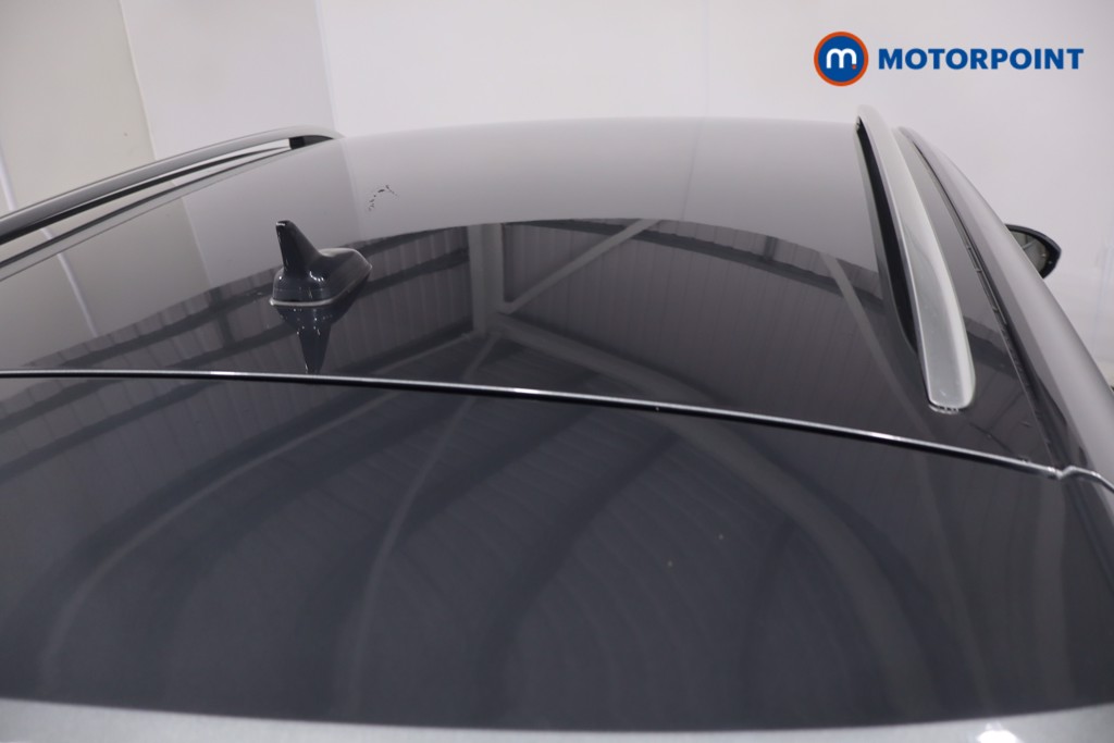 Volkswagen T-Roc Style Manual Petrol SUV - Stock Number (1613520) - 33rd supplementary image