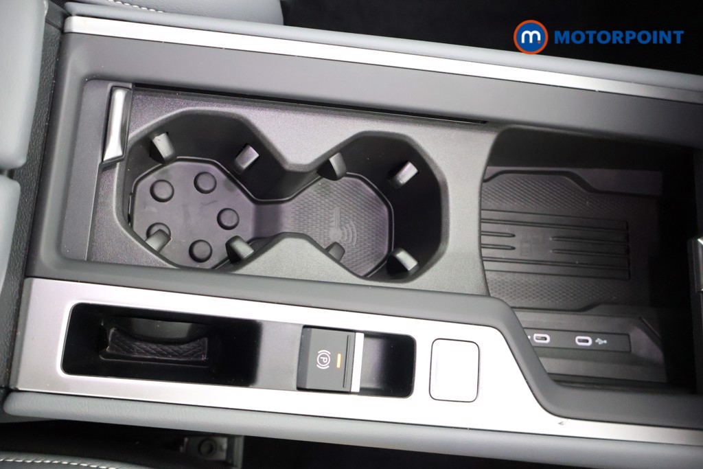 Volkswagen Passat Life Automatic Petrol Plug-In Hybrid Estate - Stock Number (1613648) - 9th supplementary image