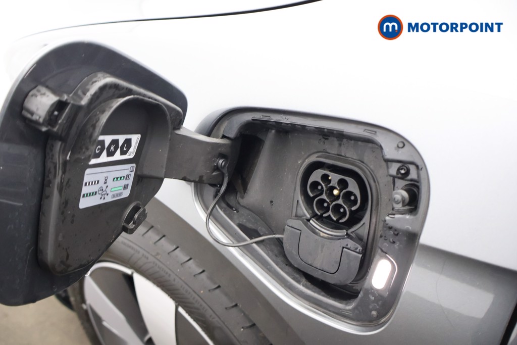 Volkswagen Passat Life Automatic Petrol Plug-In Hybrid Estate - Stock Number (1613648) - 25th supplementary image