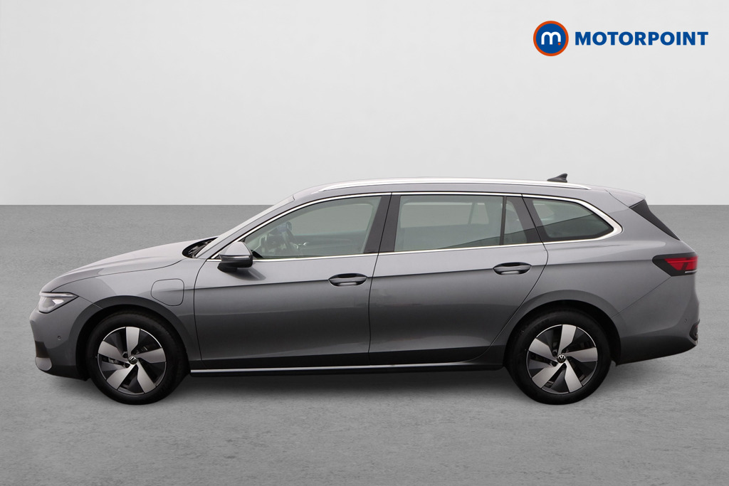 Volkswagen Passat Life Automatic Petrol Plug-In Hybrid Estate - Stock Number (1613648) - Passenger side