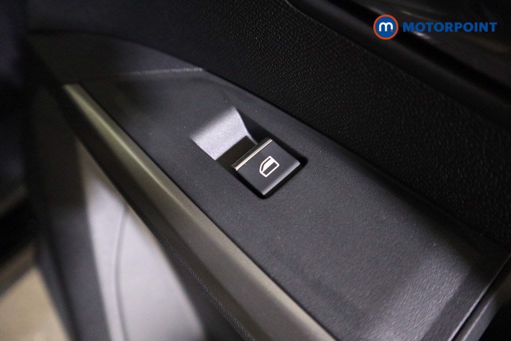 Peugeot 5008 GT Automatic Petrol SUV - Stock Number (1613656) - 24th supplementary image