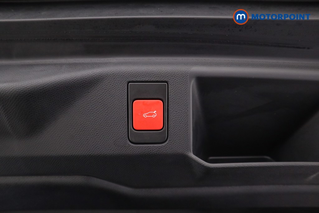 Peugeot 5008 GT Automatic Petrol SUV - Stock Number (1613700) - 27th supplementary image