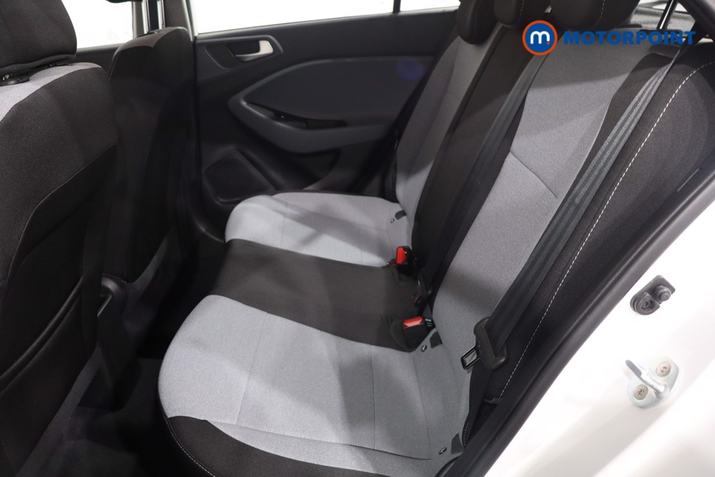 Hyundai I20 SE Manual Petrol Hatchback - Stock Number (1613880) - 5th supplementary image