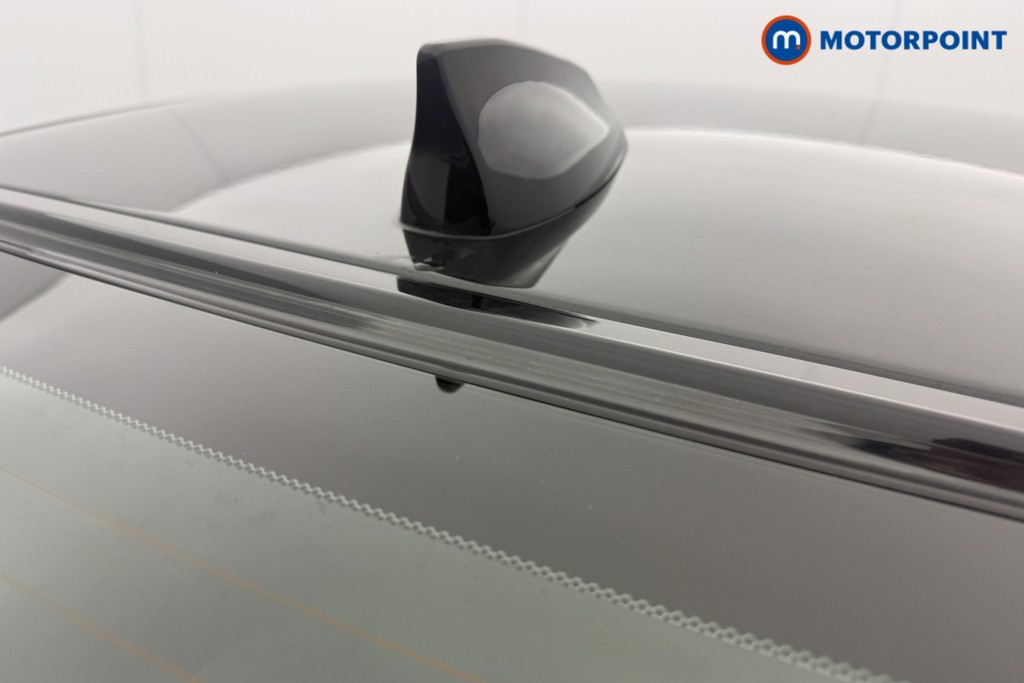 Jaguar XE Portfolio Automatic Diesel Saloon - Stock Number (1613940) - 4th supplementary image