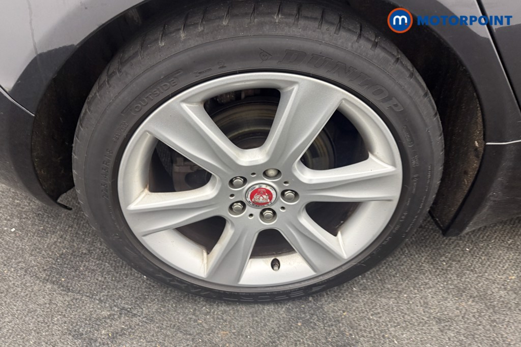 Jaguar XE Portfolio Automatic Diesel Saloon - Stock Number (1613940) - 7th supplementary image