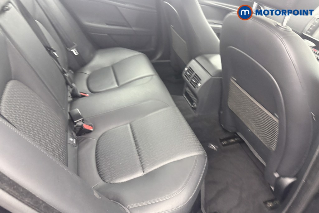 Jaguar XE Portfolio Automatic Diesel Saloon - Stock Number (1613940) - 8th supplementary image