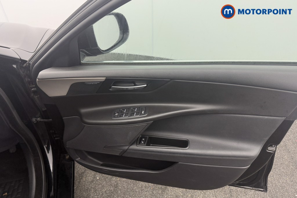 Jaguar XE Portfolio Automatic Diesel Saloon - Stock Number (1613940) - 10th supplementary image