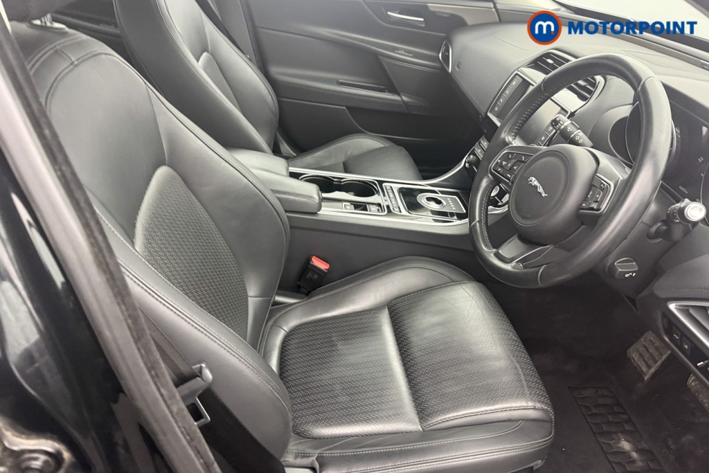 Jaguar XE Portfolio Automatic Diesel Saloon - Stock Number (1613940) - 13th supplementary image