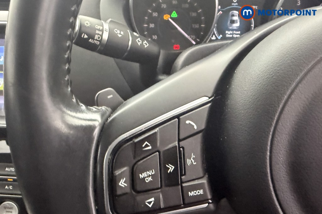 Jaguar XE Portfolio Automatic Diesel Saloon - Stock Number (1613940) - 16th supplementary image