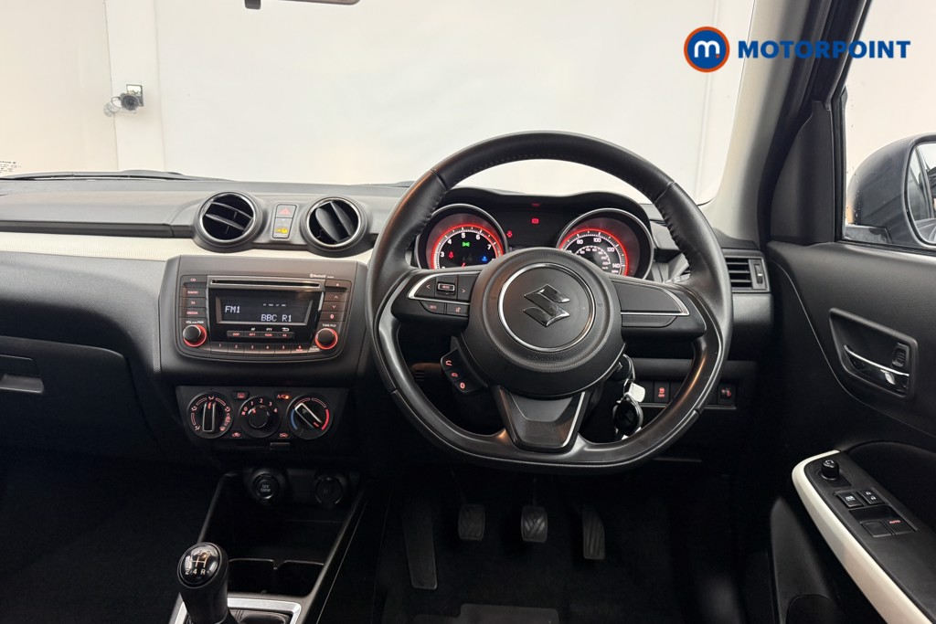 Suzuki Swift Attitude Manual Petrol Hatchback - Stock Number (1613999) - 1st supplementary image