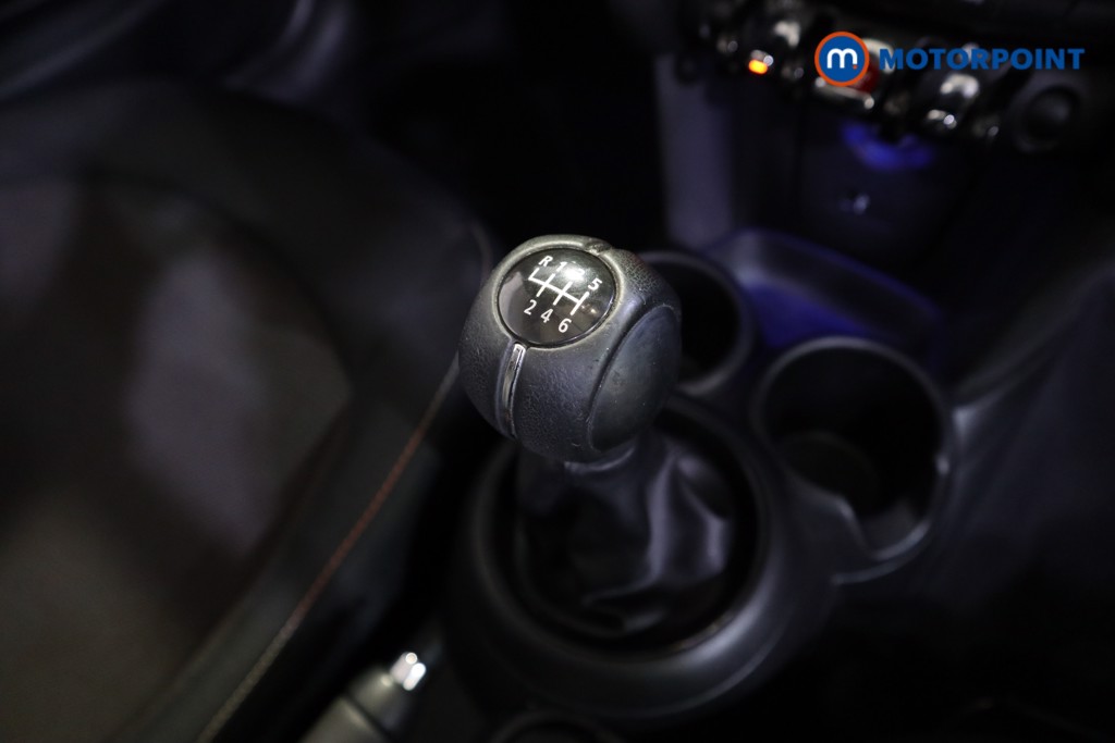 Mini Convertible Cooper Classic Manual Petrol Convertible - Stock Number (1614277) - 9th supplementary image