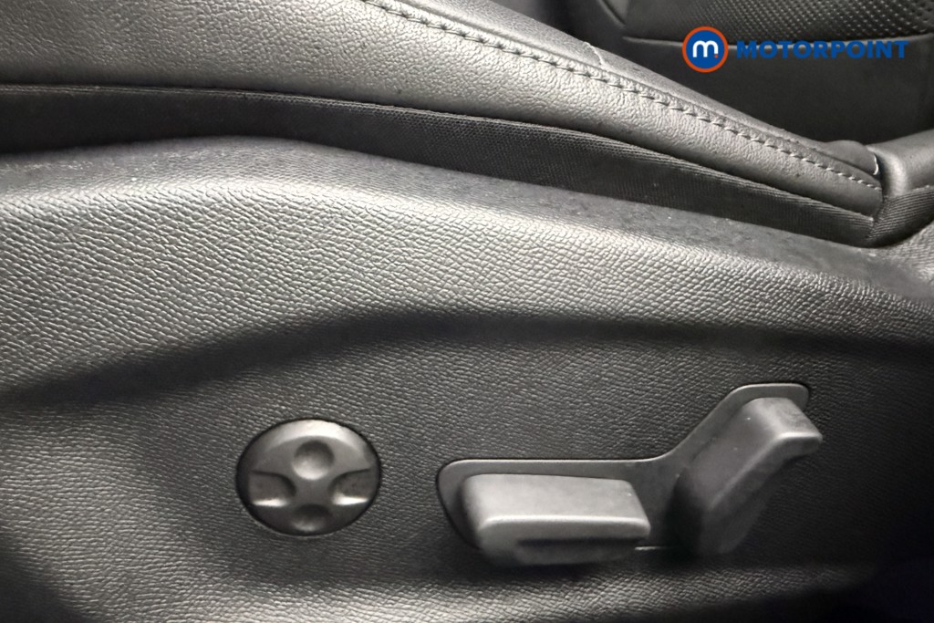 Citroen C5 X Shine Plus Automatic Petrol Hatchback - Stock Number (1614366) - 19th supplementary image