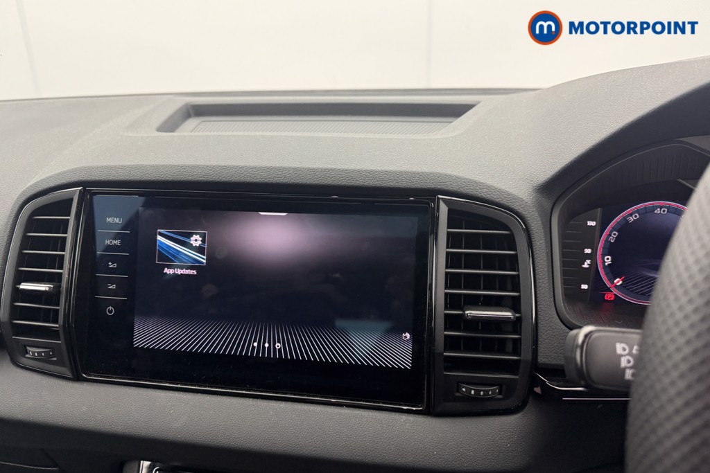 Skoda Karoq Sportline Edition Manual Petrol SUV - Stock Number (1614843) - 25th supplementary image