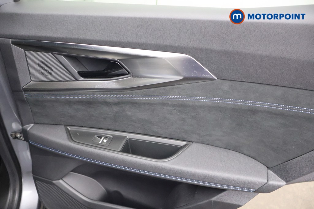 Renault Austral Techno Esprit Alpine Automatic Petrol-Electric Hybrid SUV - Stock Number (1615145) - 17th supplementary image