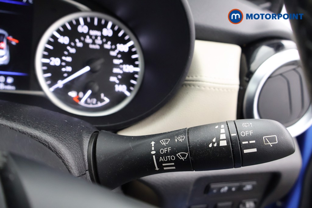 Nissan Micra Tekna Manual Petrol Hatchback - Stock Number (1615218) - 6th supplementary image