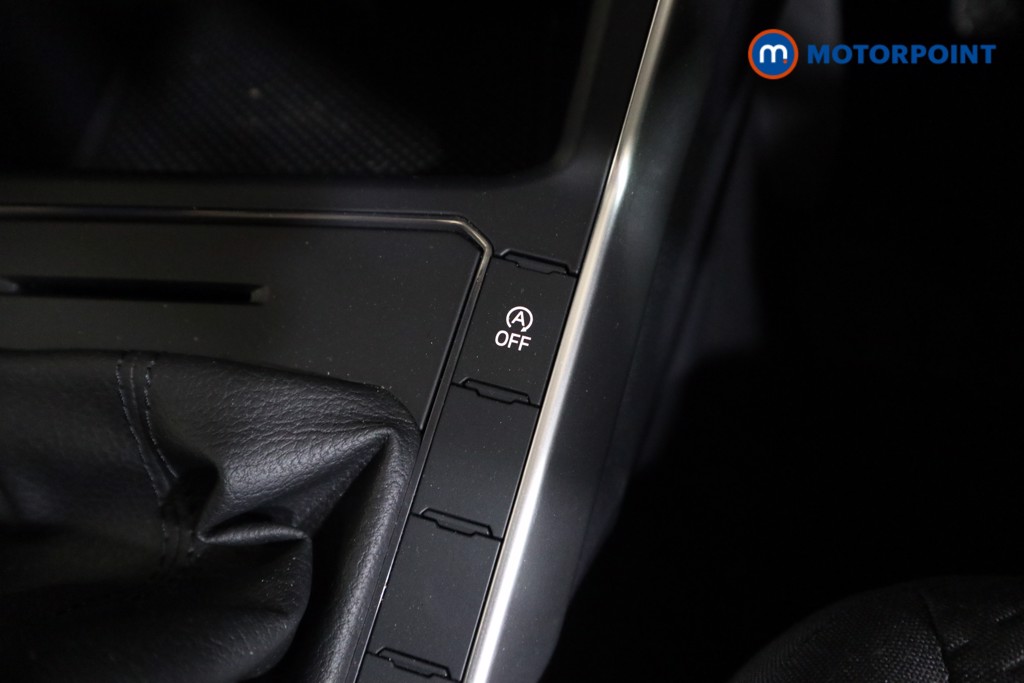 Volkswagen Polo Life Manual Petrol Hatchback - Stock Number (1615233) - 9th supplementary image