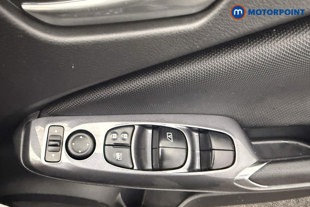 Nissan Juke Acenta Manual Petrol SUV - Stock Number (1615284) - 10th supplementary image