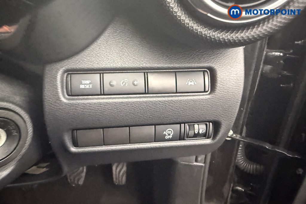 Nissan Juke Acenta Manual Petrol SUV - Stock Number (1615284) - 12th supplementary image