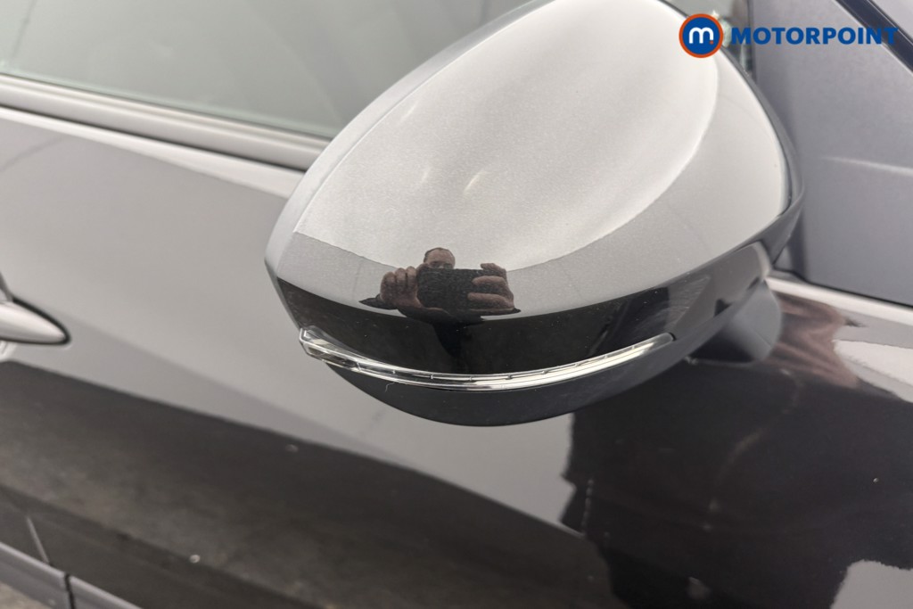 Nissan Juke Acenta Manual Petrol SUV - Stock Number (1615284) - 21st supplementary image