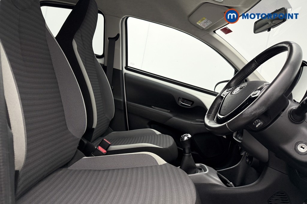 Toyota Aygo X-Trend Manual Petrol Hatchback - Stock Number (1615412) - 7th supplementary image