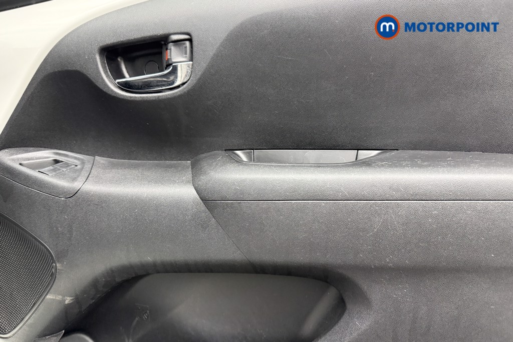 Toyota Aygo X-Trend Manual Petrol Hatchback - Stock Number (1615412) - 17th supplementary image