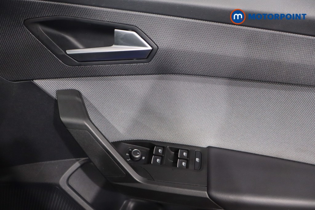 Seat Leon Se Dynamic Manual Petrol Hatchback - Stock Number (1615545) - 22nd supplementary image