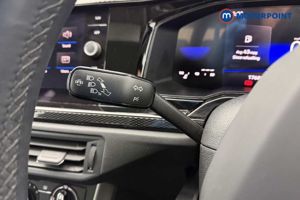 Volkswagen Polo Life Manual Petrol Hatchback - Stock Number (1615569) - 5th supplementary image