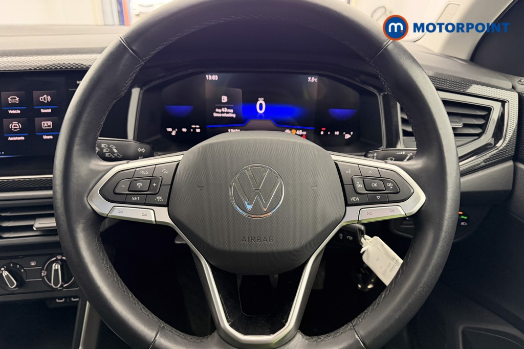 Volkswagen Polo Life Manual Petrol Hatchback - Stock Number (1615569) - 1st supplementary image