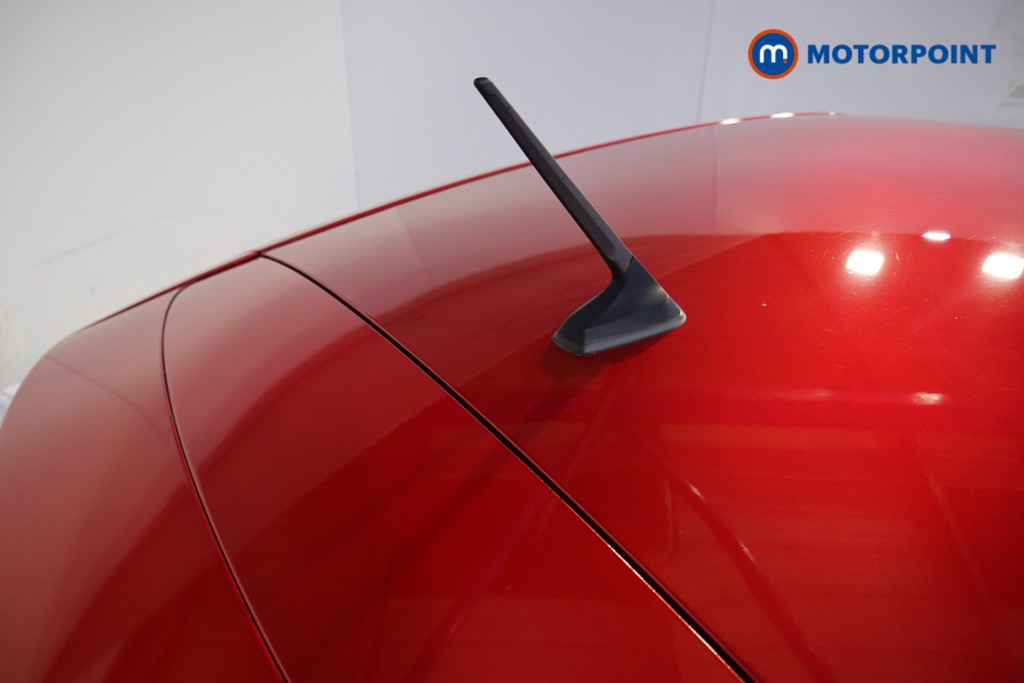 Renault Clio Iconic Edition Manual Petrol Hatchback - Stock Number (1615664) - 26th supplementary image