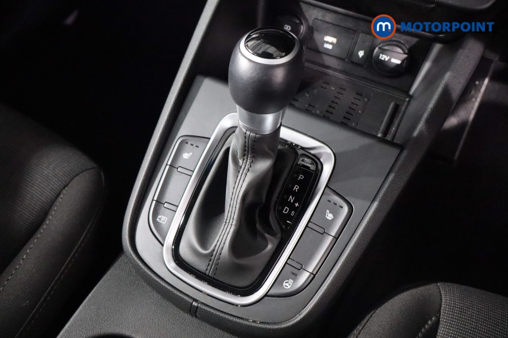 Hyundai Kona Premium Automatic Petrol-Electric Hybrid SUV - Stock Number (1615815) - 14th supplementary image